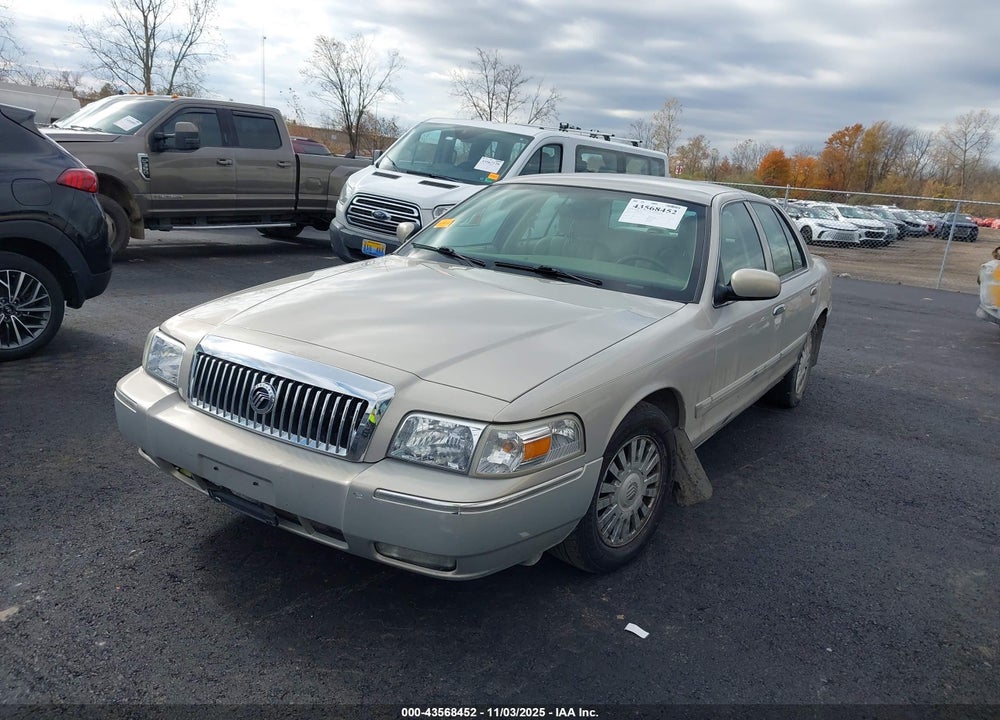 2007 MERCURY GRAND MARQUIS VIN: 2MEFM75V07X639825