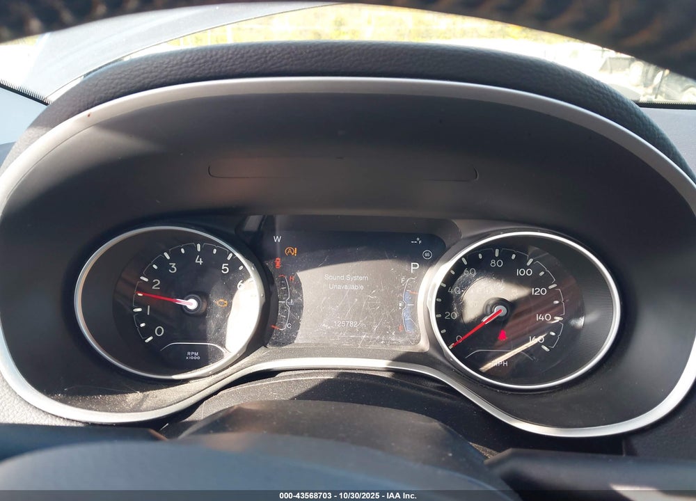 2018 JEEP COMPASS VIN: 3C4NJDBBXJT161632