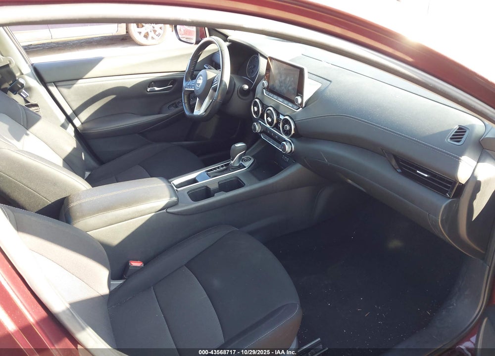 2022 NISSAN SENTRA SV XTRONIC CVT VIN: 3N1AB8CV4NY218575