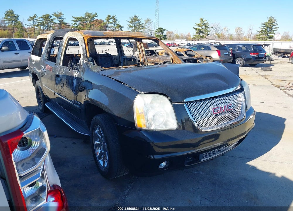 2012 GMC YUKON XL 1500 DENALI VIN: 1GKS2MEF8CR328360
