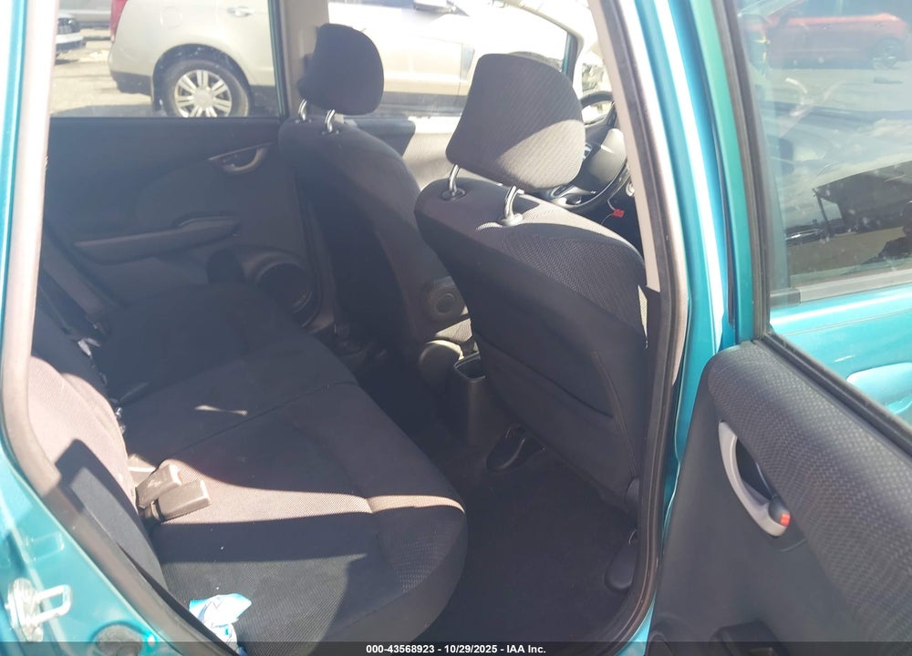 2012 HONDA FIT VIN: JHMGE8H59CC003429