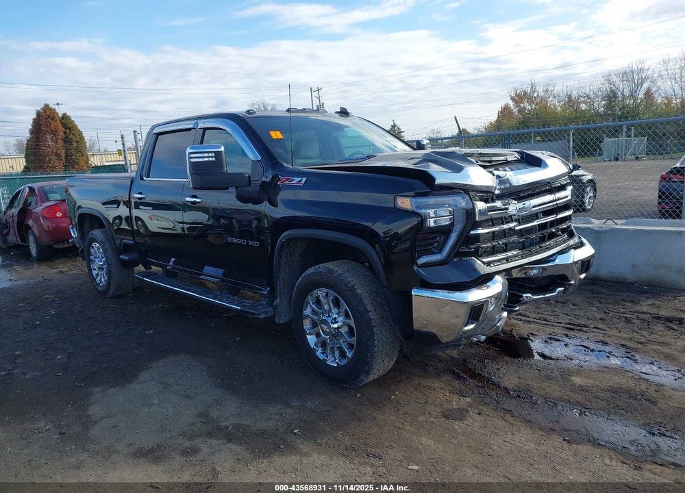 2025 CHEVROLET SILVERADO 2500HD 4WD  STANDARD BED LTZ VIN: 2GC4KPEY6S1131072