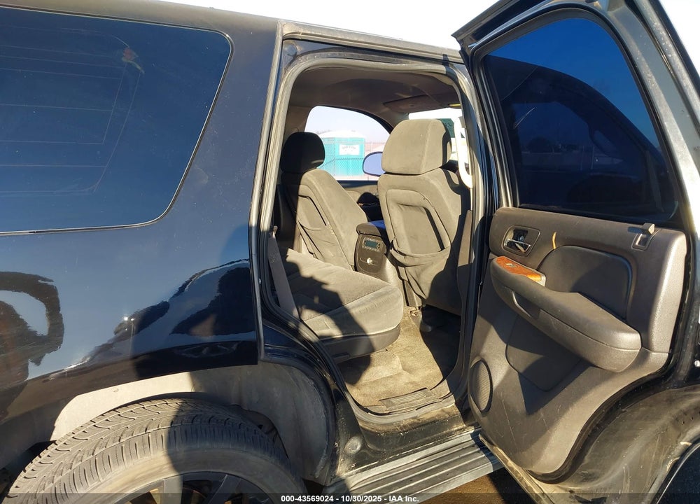 2007 CHEVROLET TAHOE VIN: 1GNFC13097R190641
