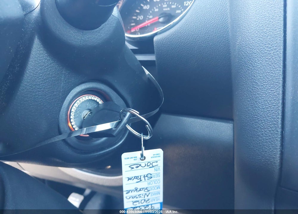 2012 NISSAN ROGUE S VIN: JN8AS5MV3CW360306