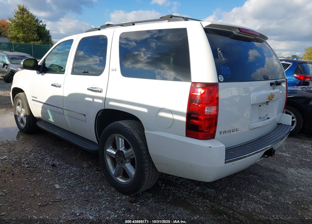 2013 CHEVROLET TAHOE VIN: 1GNSCCE01DR228995