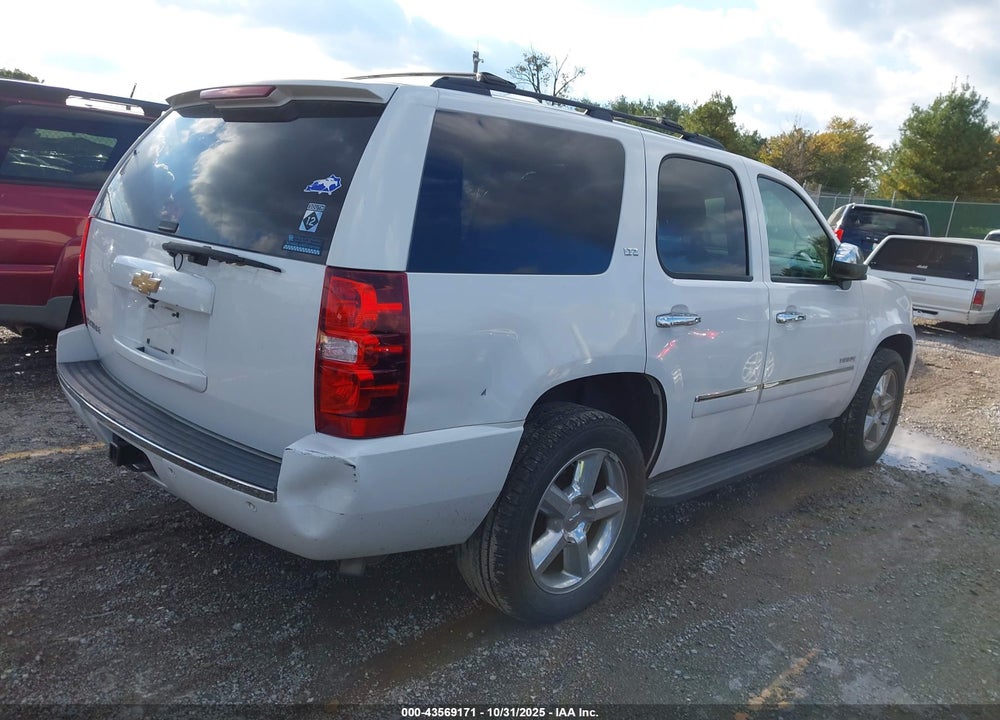 2013 CHEVROLET TAHOE VIN: 1GNSCCE01DR228995