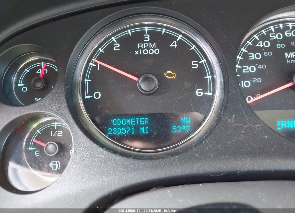 2013 CHEVROLET TAHOE VIN: 1GNSCCE01DR228995