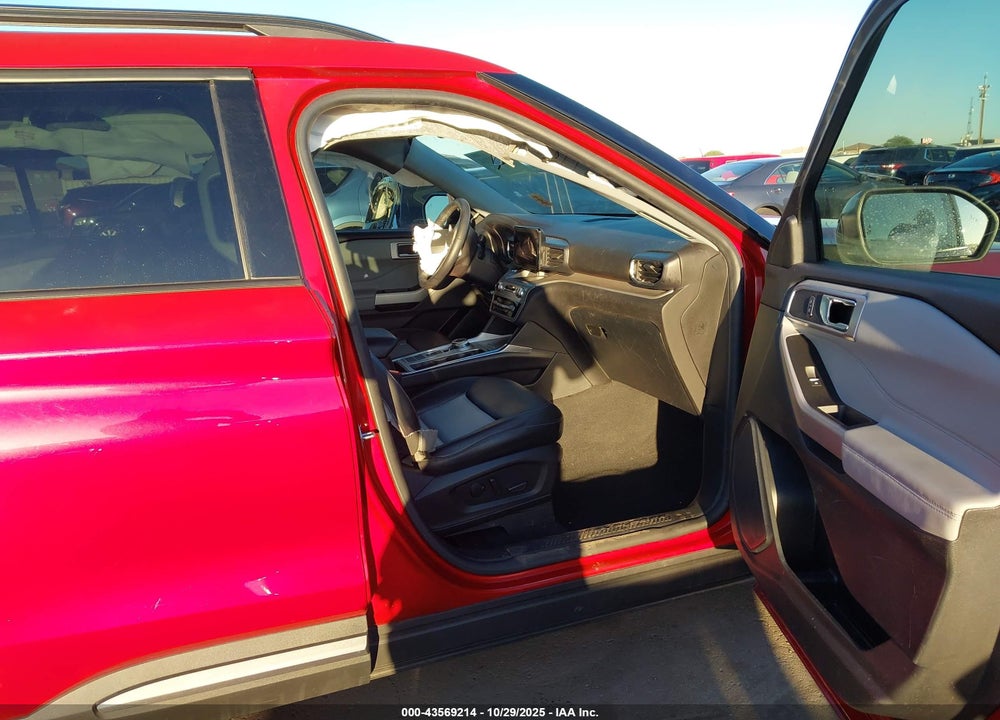 2022 FORD EXPLORER XLT VIN: 1FMSK7DH5NGC19185