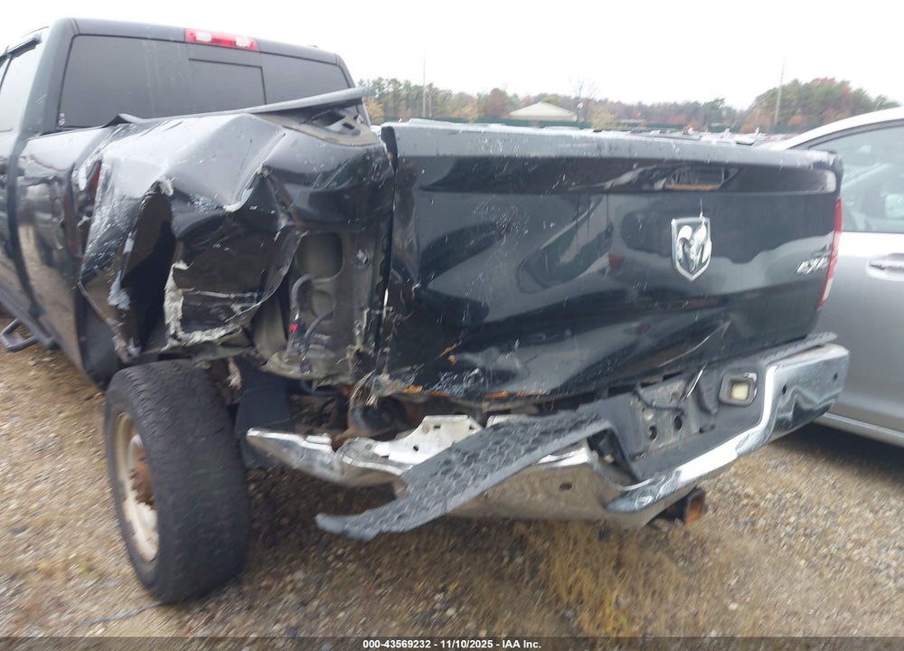 2013 RAM 2500 VIN: 3C6TR5HT7DG612204