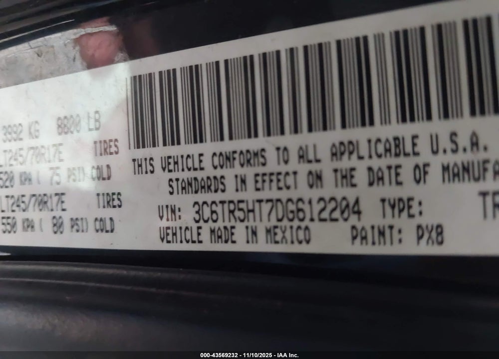 2013 RAM 2500 VIN: 3C6TR5HT7DG612204