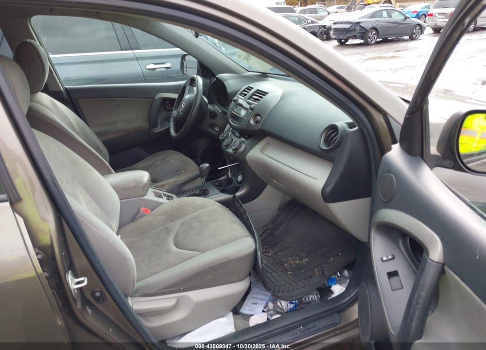 2011 TOYOTA RAV4 VIN: 2T3BF4DV3BW117929
