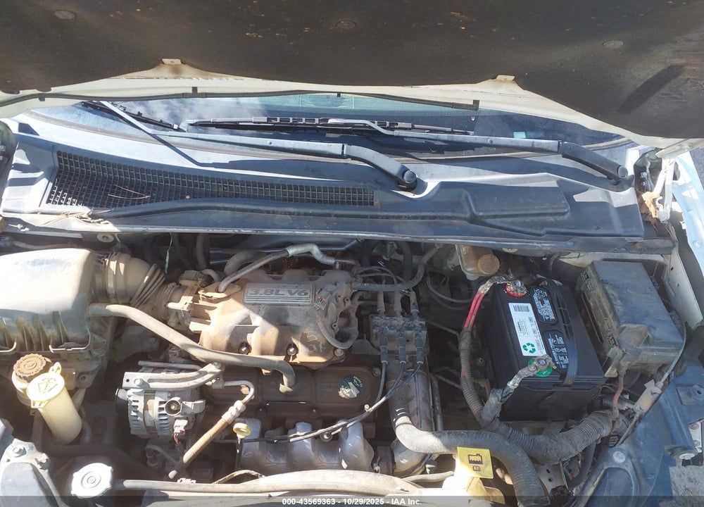 2008 DODGE GRAND CARAVAN SXT VIN: 1D8HN54P18B160026
