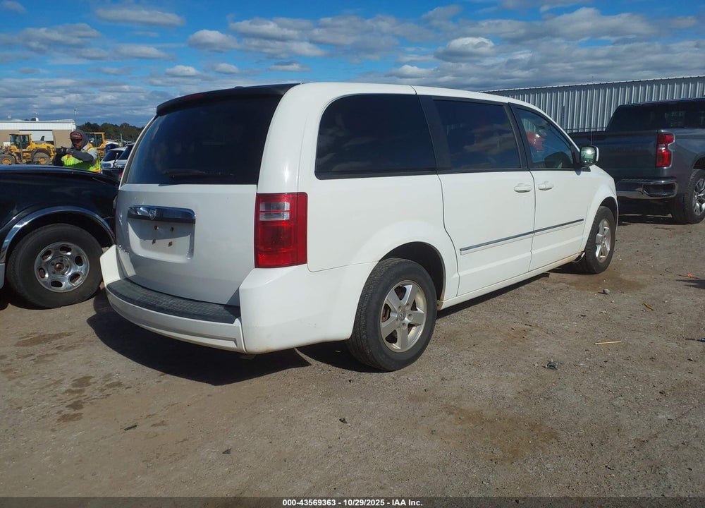 2008 DODGE GRAND CARAVAN SXT VIN: 1D8HN54P18B160026