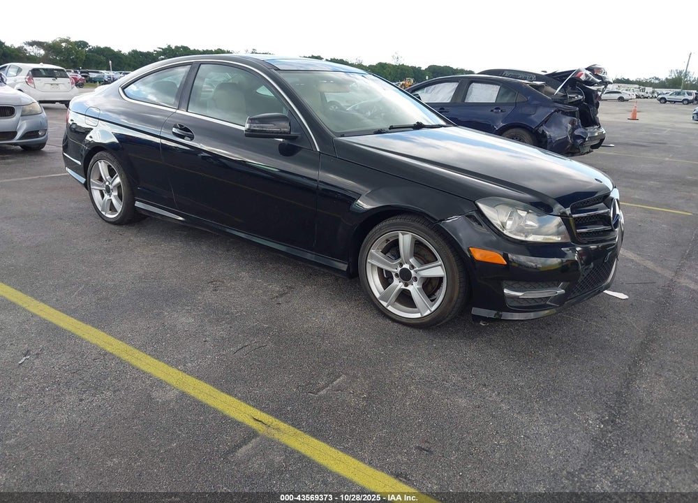 2013 MERCEDES-BENZ C 250 VIN: WDDGJ4HB5DG030719