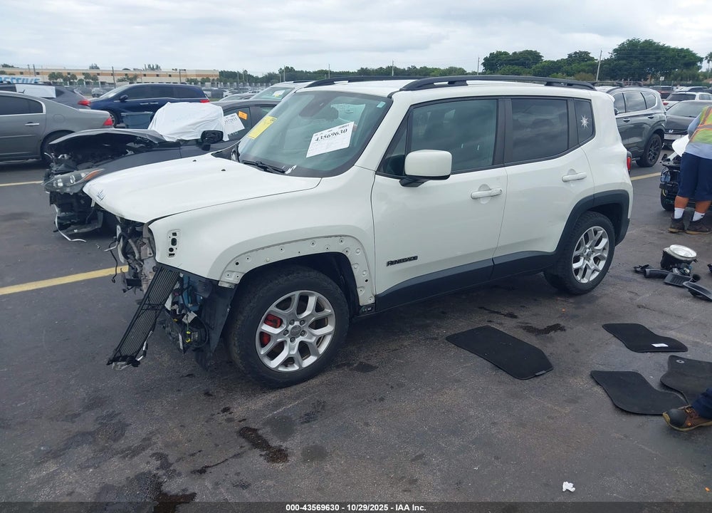 2018 JEEP RENEGADE LATITUDE FWD VIN: ZACCJABB1JPG67931
