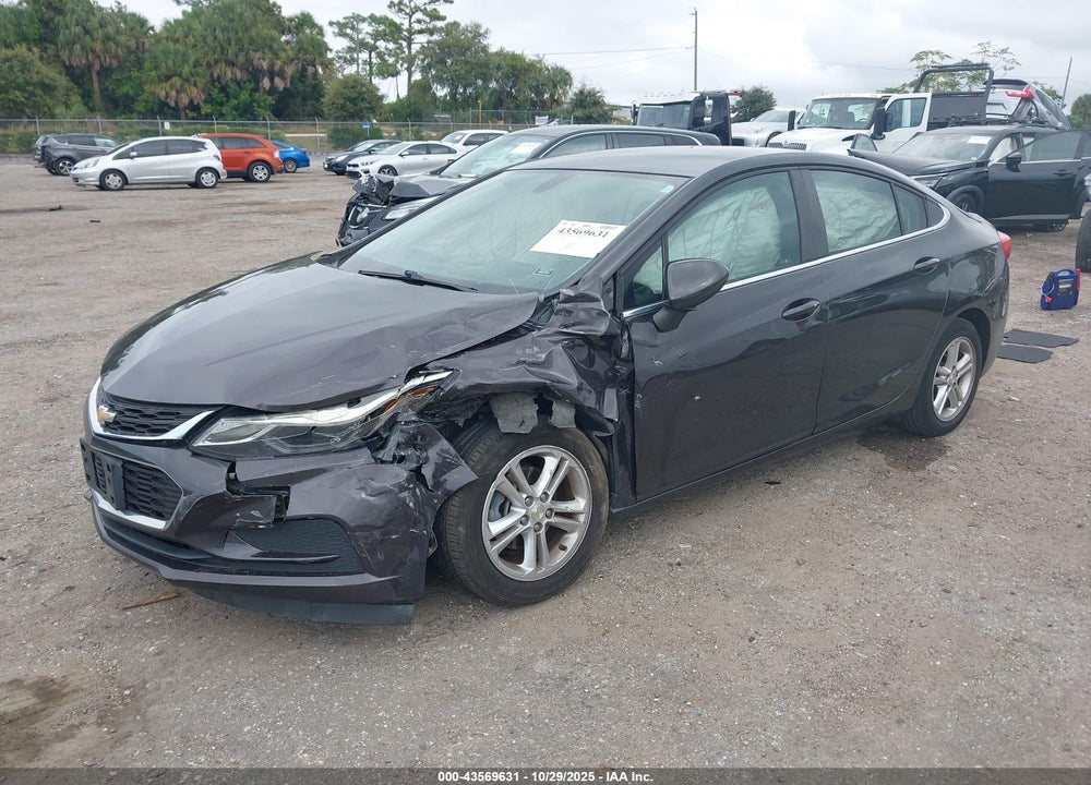 2017 CHEVROLET CRUZE LT AUTO VIN: 1G1BE5SM1H7246820