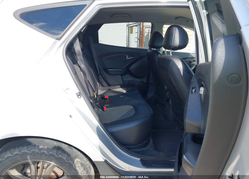 2014 HYUNDAI TUCSON SE VIN: KM8JU3AGXEU904293