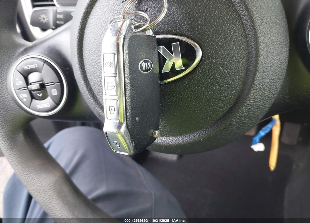 2021 KIA SOUL LX VIN: KNDJ23AU1M7753583