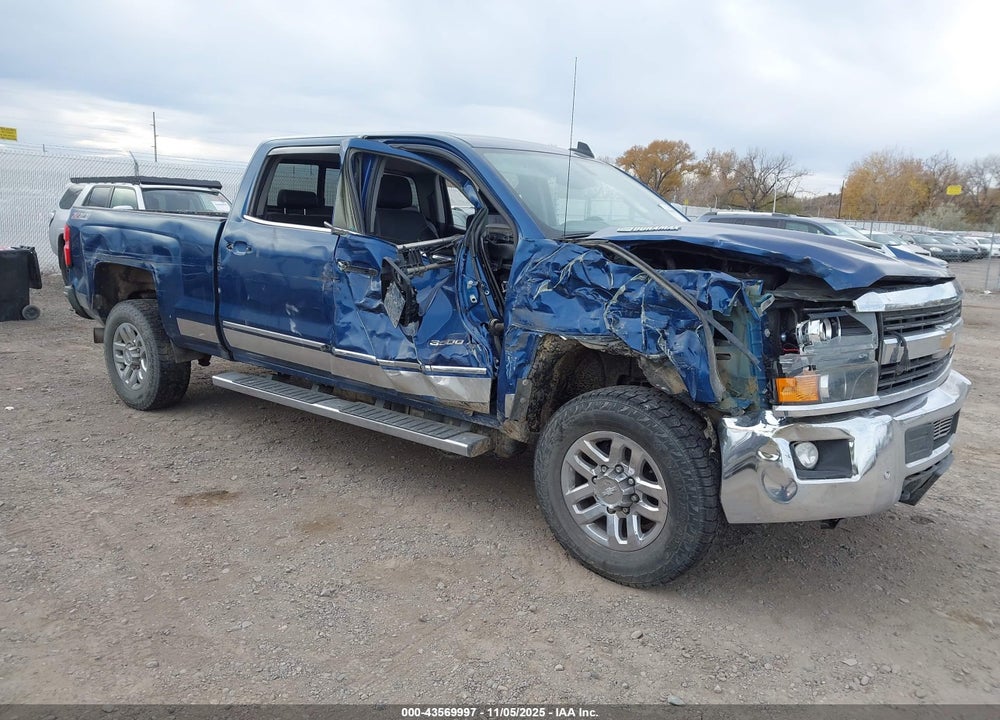 2017 CHEVROLET SILVERADO 3500HD LTZ VIN: 1GC4K0CY7HF181054