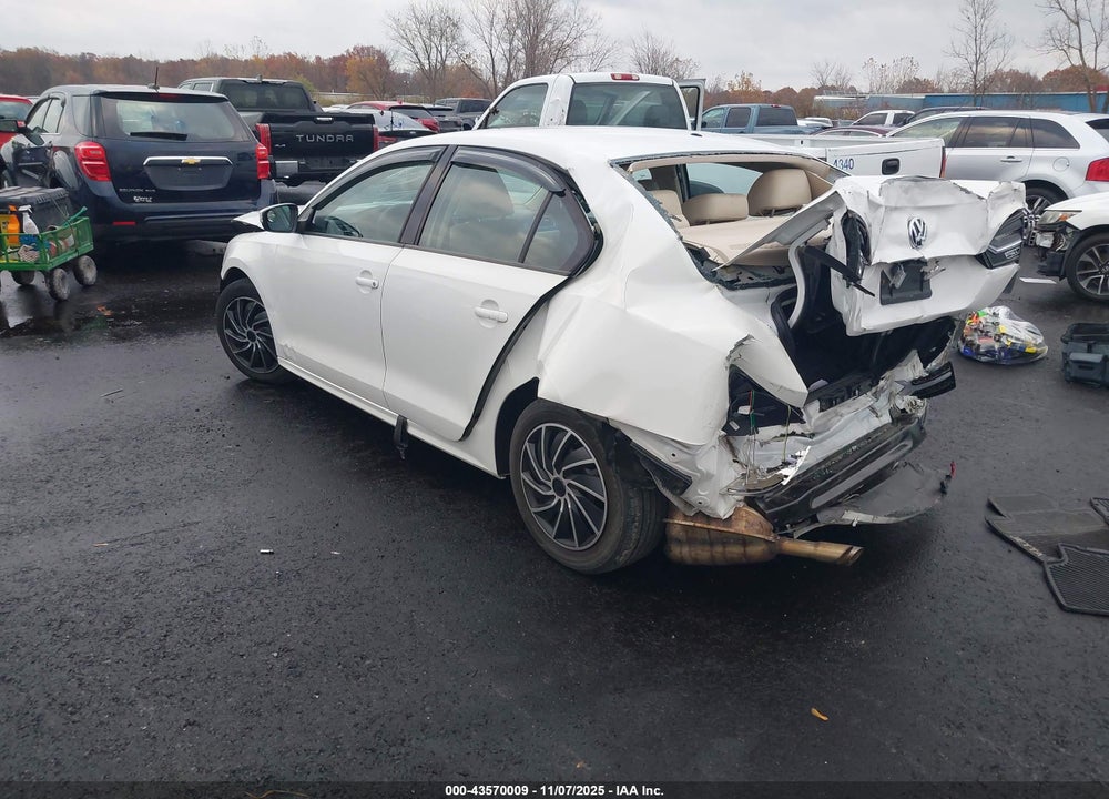 2012 VOLKSWAGEN JETTA VIN: 3VWDP7AJ3CM114621
