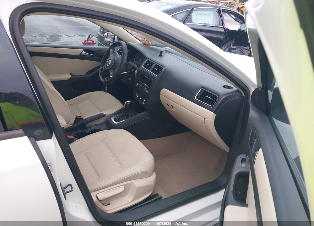 2012 VOLKSWAGEN JETTA VIN: 3VWDP7AJ3CM114621