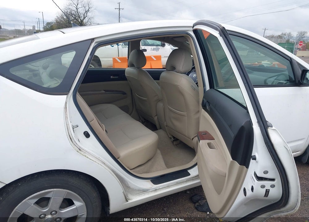 2005 TOYOTA PRIUS VIN: JTDKB20UX53016360