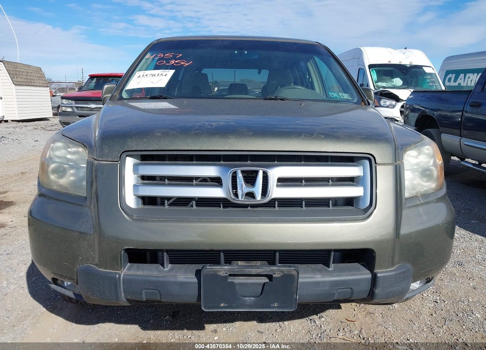 2006 HONDA PILOT VIN: 5FNYF18416B024560