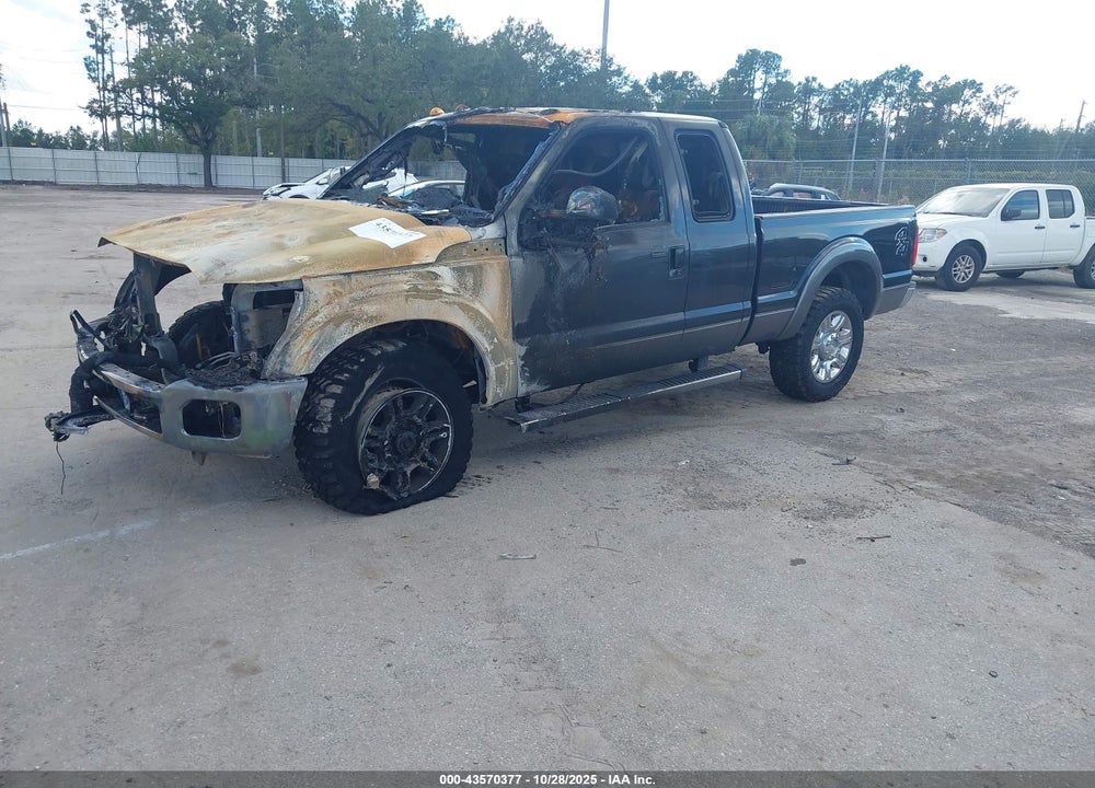 2013 FORD F-250 LARIAT VIN: 1FT7X2B67DEA66190