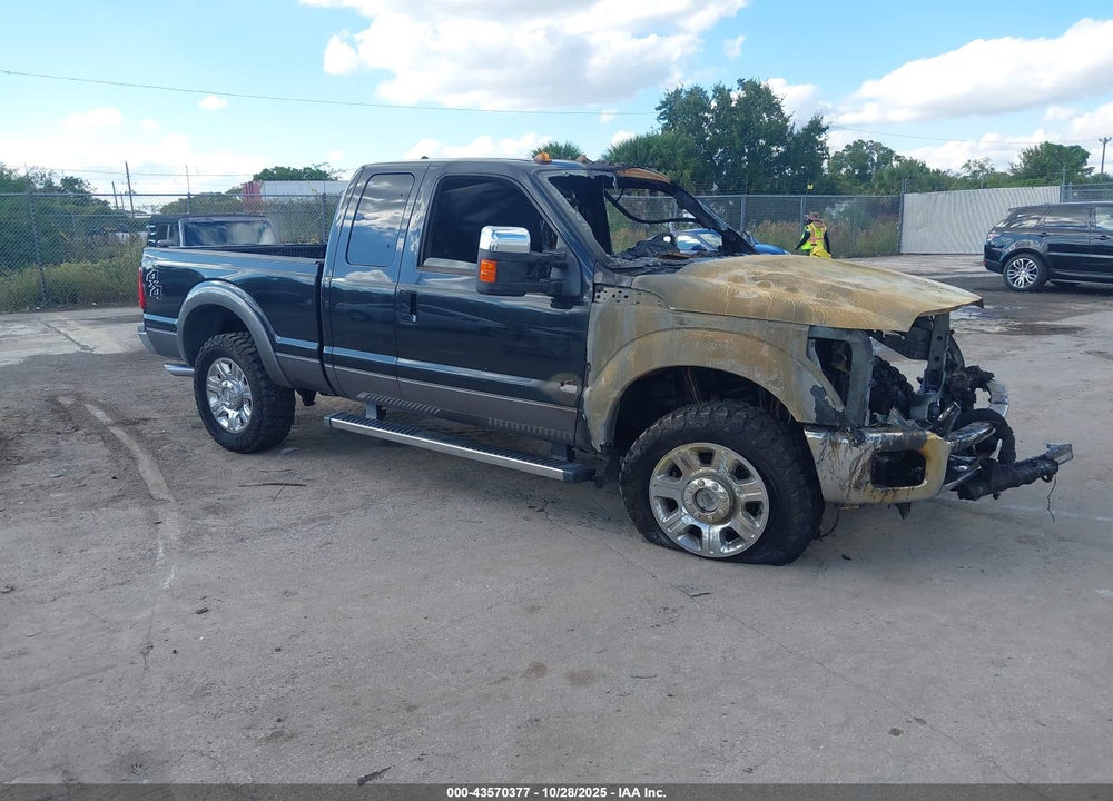 2013 FORD F-250 LARIAT VIN: 1FT7X2B67DEA66190