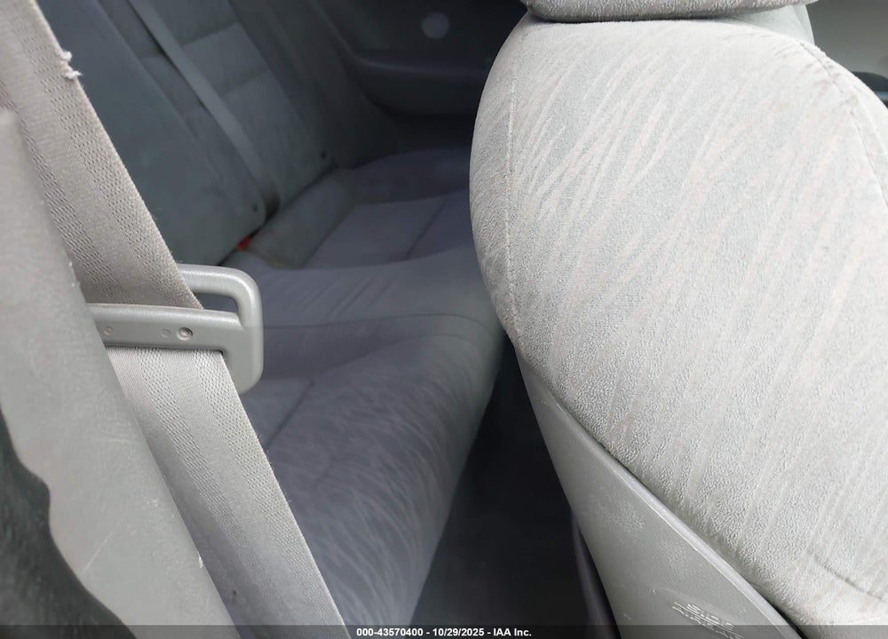 2007 HONDA CIVIC LX VIN: 2HGFG12657H542487