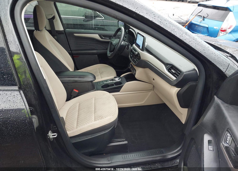 2022 FORD ESCAPE SE VIN: 1FMCU9G61NUB25164