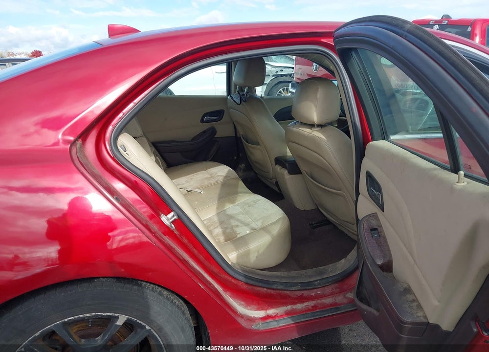2013 CHEVROLET MALIBU VIN: 1G11D5RR2DF108025
