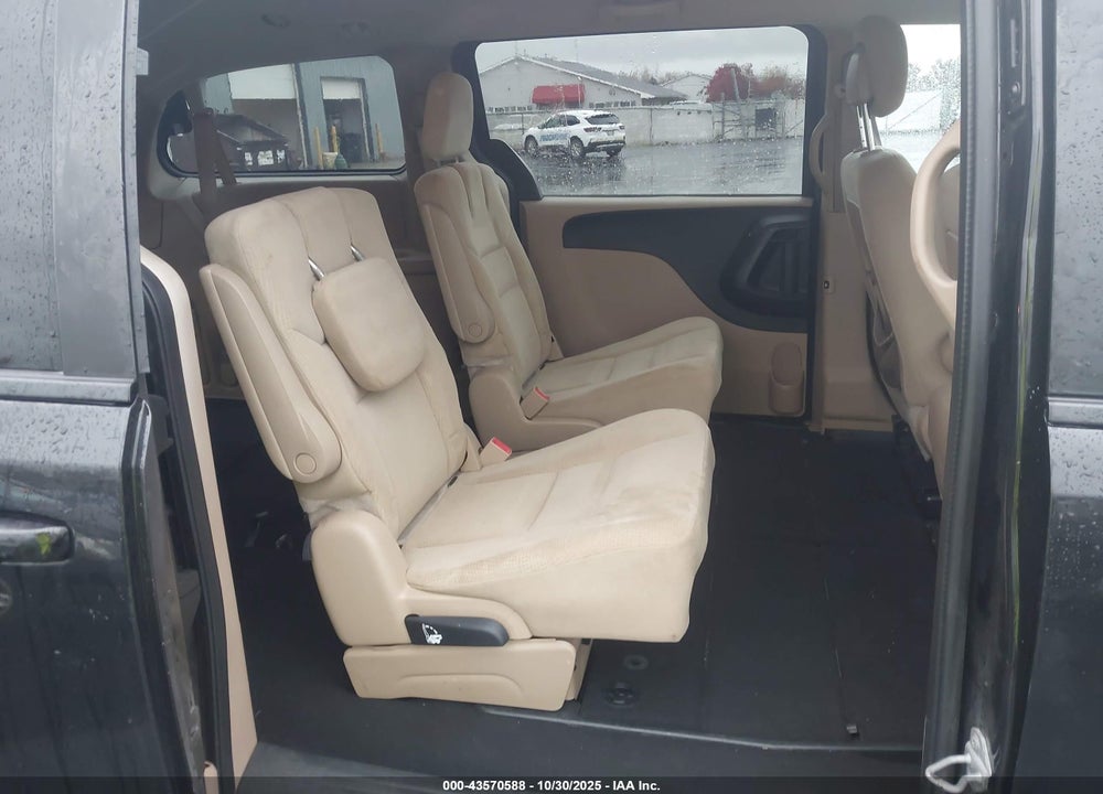 2016 DODGE GRAND CARAVAN SXT VIN: 2C4RDGCG0GR366800
