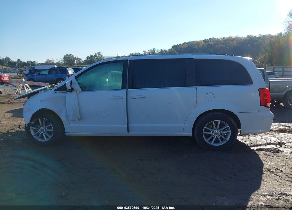 2018 DODGE GRAND CARAVAN SXT VIN: 2C4RDGCG4JR222741