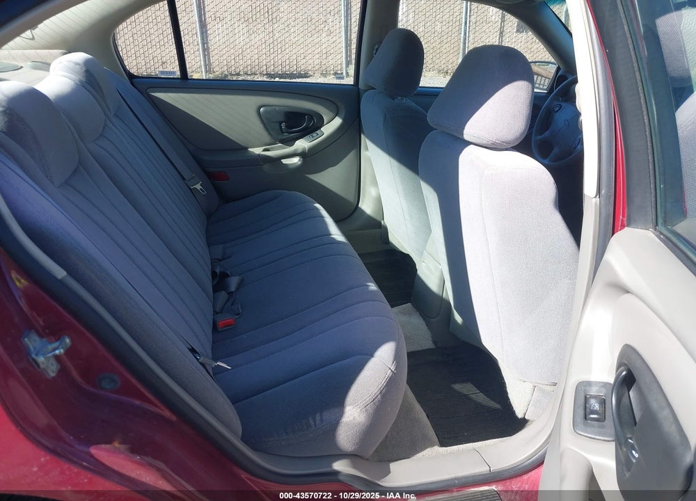 2004 CHEVROLET CLASSIC VIN: 1G1ND52F74M602703