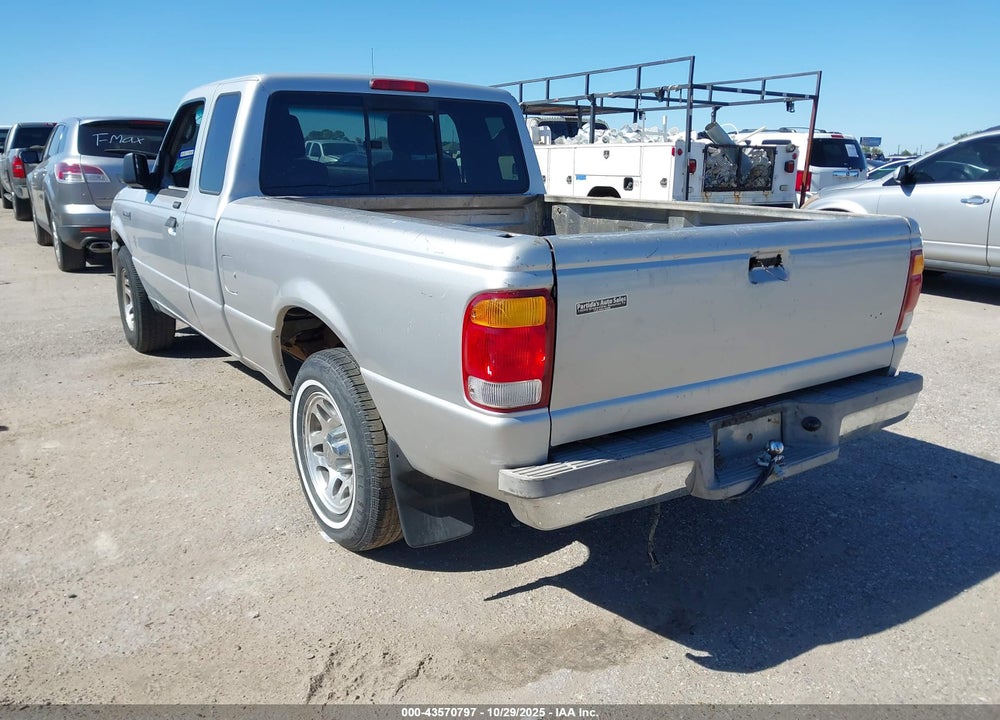 2010 FORD RANGER XL/XLT VIN: 1FTKR1ED3APA42557