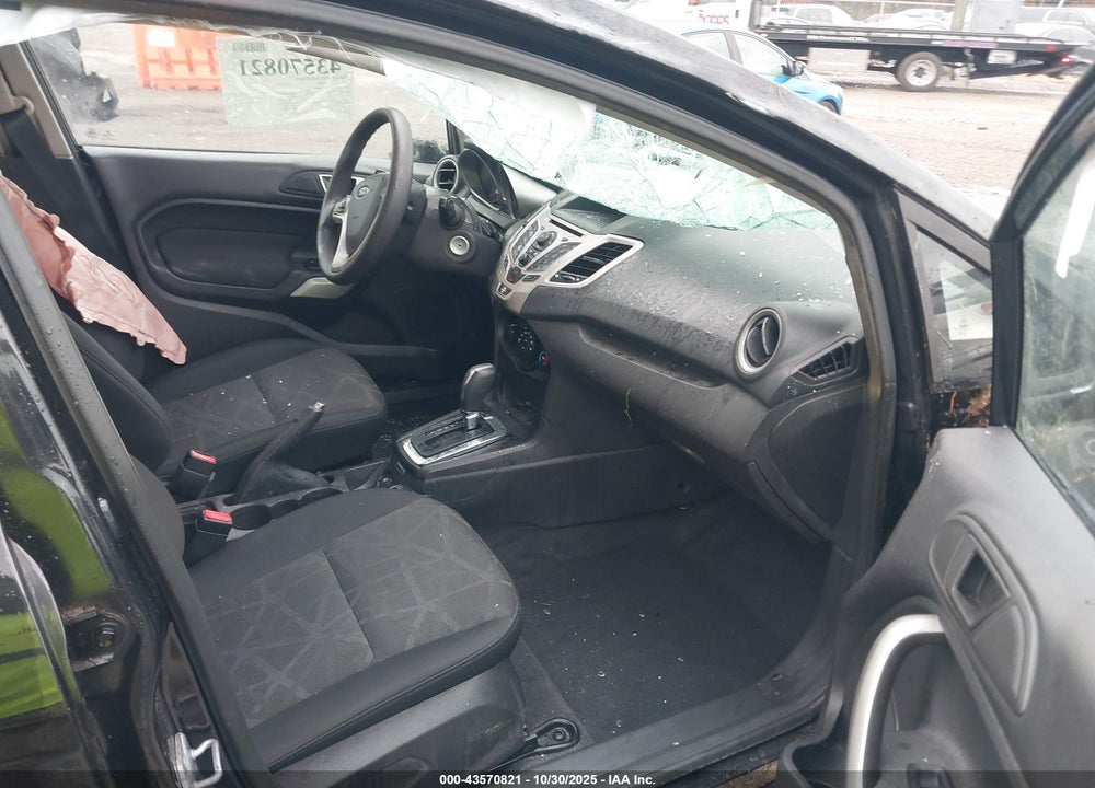 2011 FORD FIESTA VIN: 3FADP4EJ1BM134205