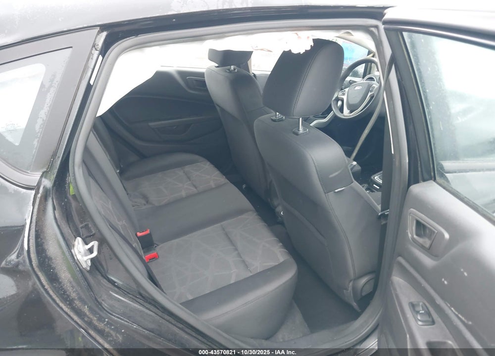 2011 FORD FIESTA VIN: 3FADP4EJ1BM134205