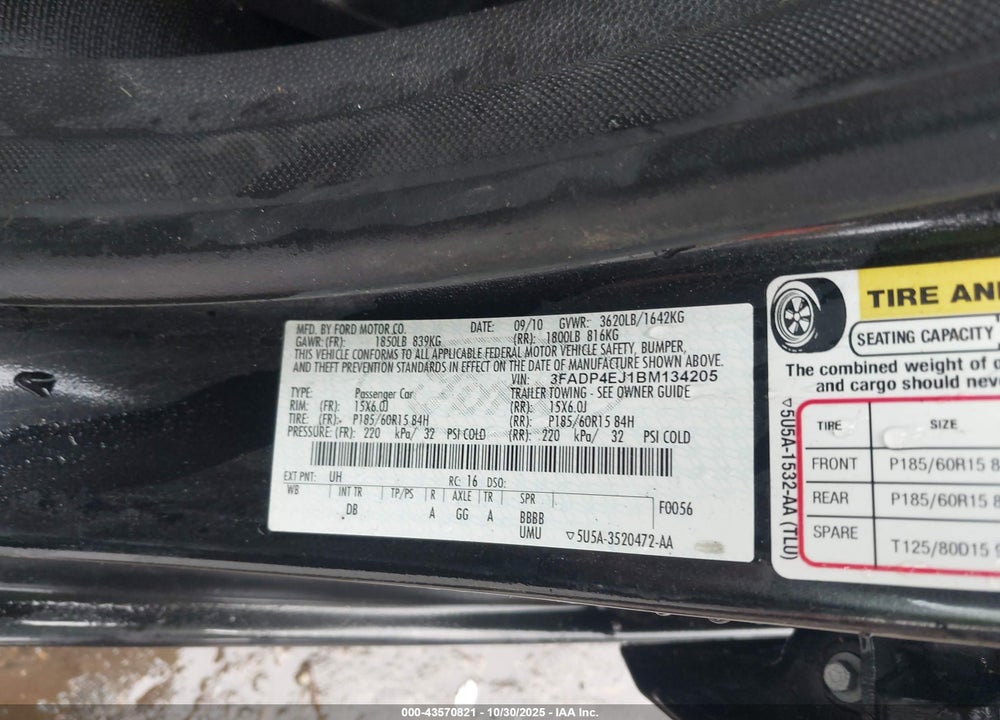 2011 FORD FIESTA VIN: 3FADP4EJ1BM134205