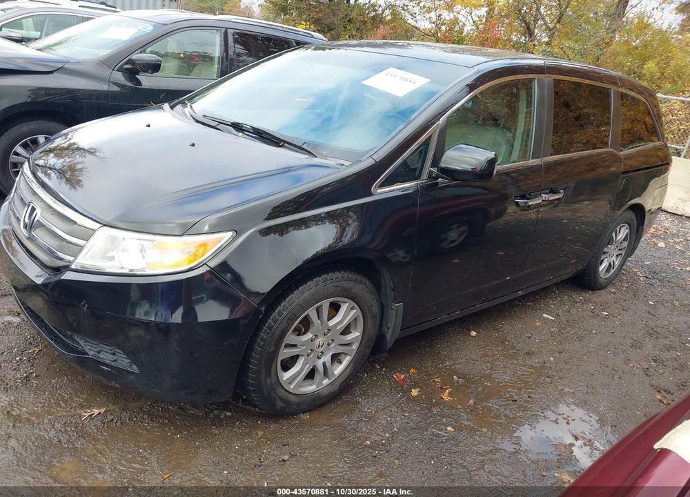 2013 HONDA ODYSSEY EX-L VIN: 5FNRL5H60DB064132