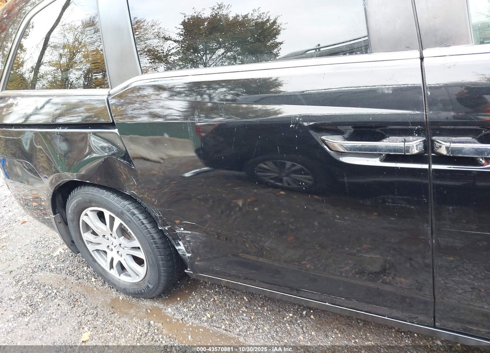 2013 HONDA ODYSSEY EX-L VIN: 5FNRL5H60DB064132