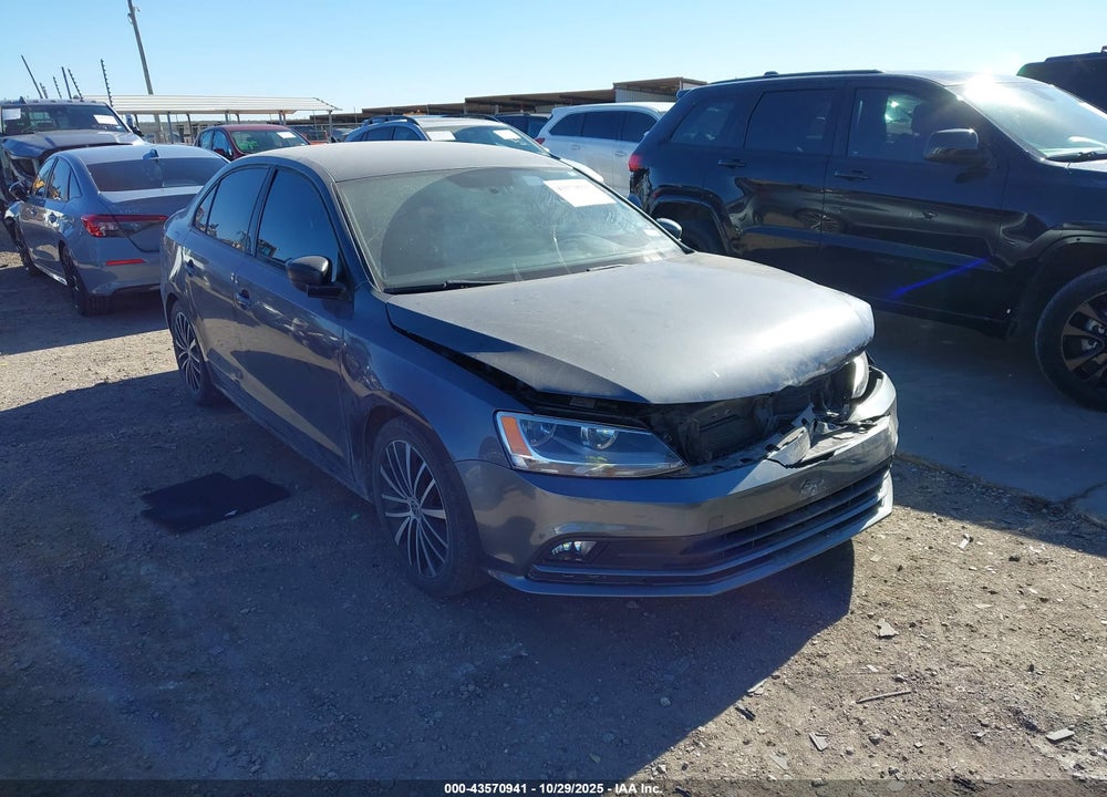 2015 VOLKSWAGEN JETTA SEDAN 1.8T SPORT VIN: 3VWD17AJ7FM421019