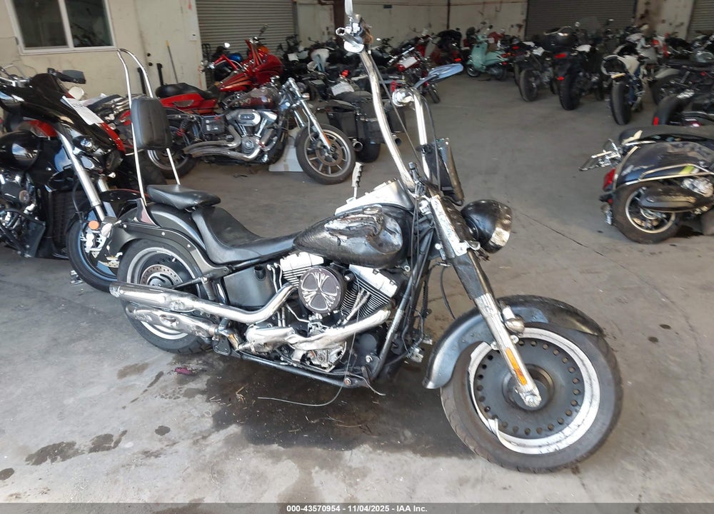 2011 HARLEY-DAVIDSON FLSTFB VIN: 1HD1JN512BB026122