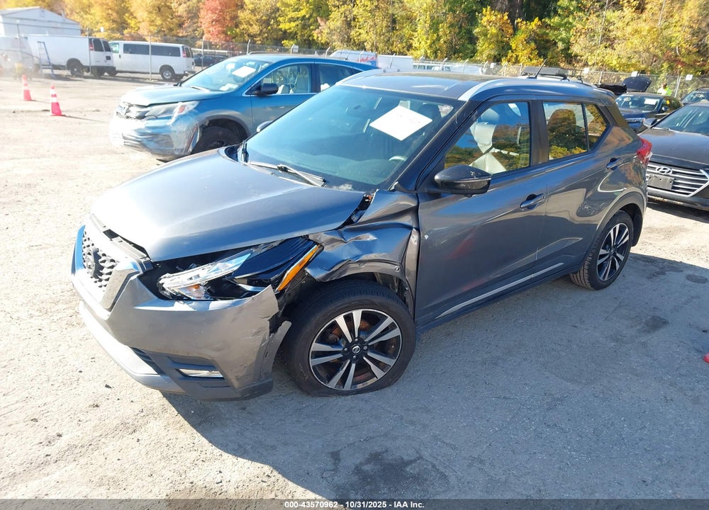 2019 NISSAN KICKS SR VIN: 3N1CP5CU3KL503650