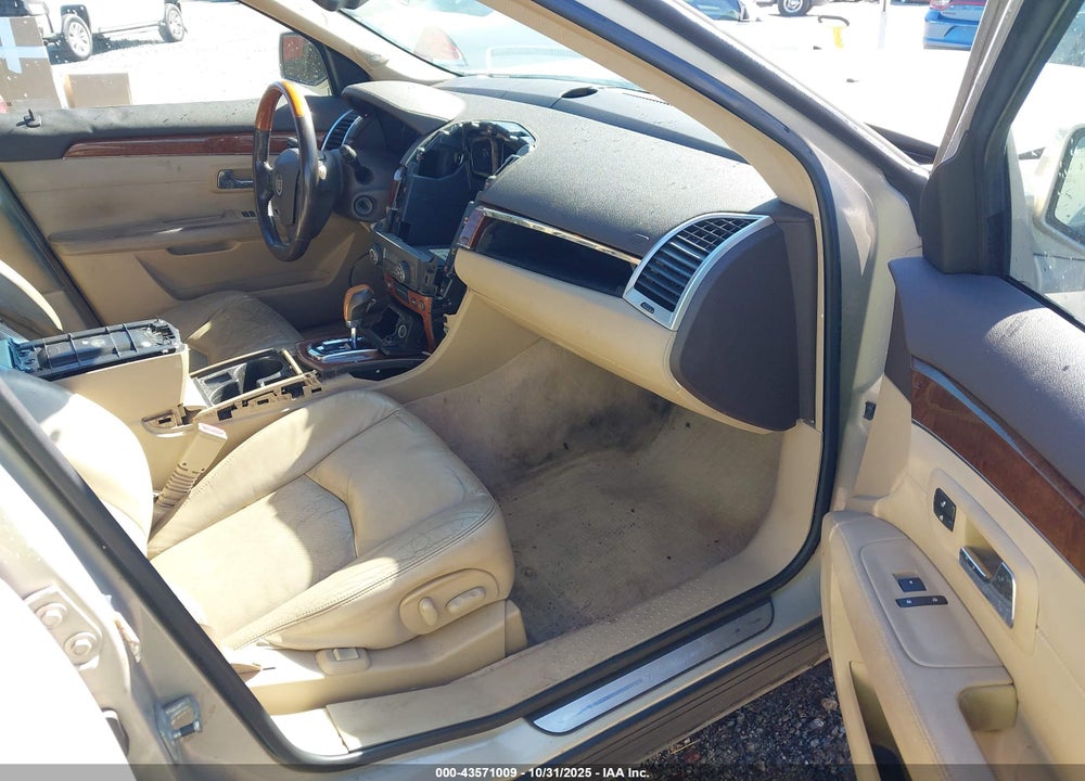 2007 CADILLAC SRX V6 VIN: 1GYEE637170134412