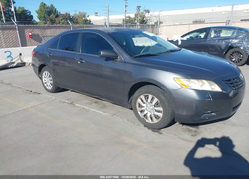2007 TOYOTA CAMRY LE VIN: 4T1BE46KX7U174585