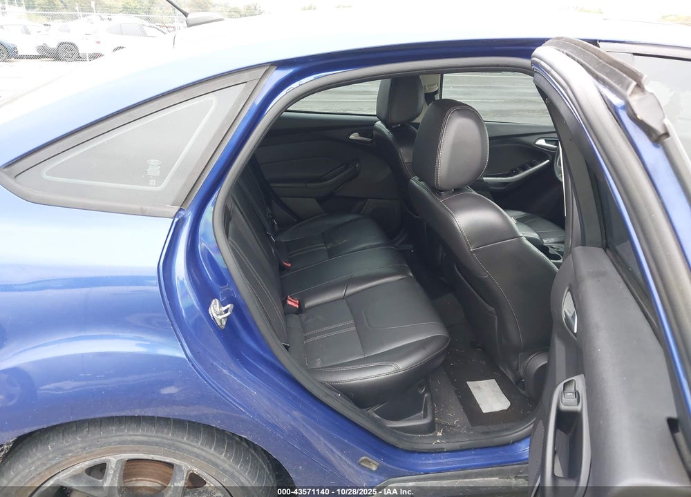 2014 FORD FOCUS VIN: 1FADP3F2XEL325094