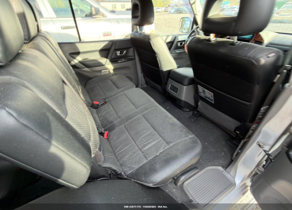 2004 MITSUBISHI MONTERO XLS VIN: JA4MW51S34J009184