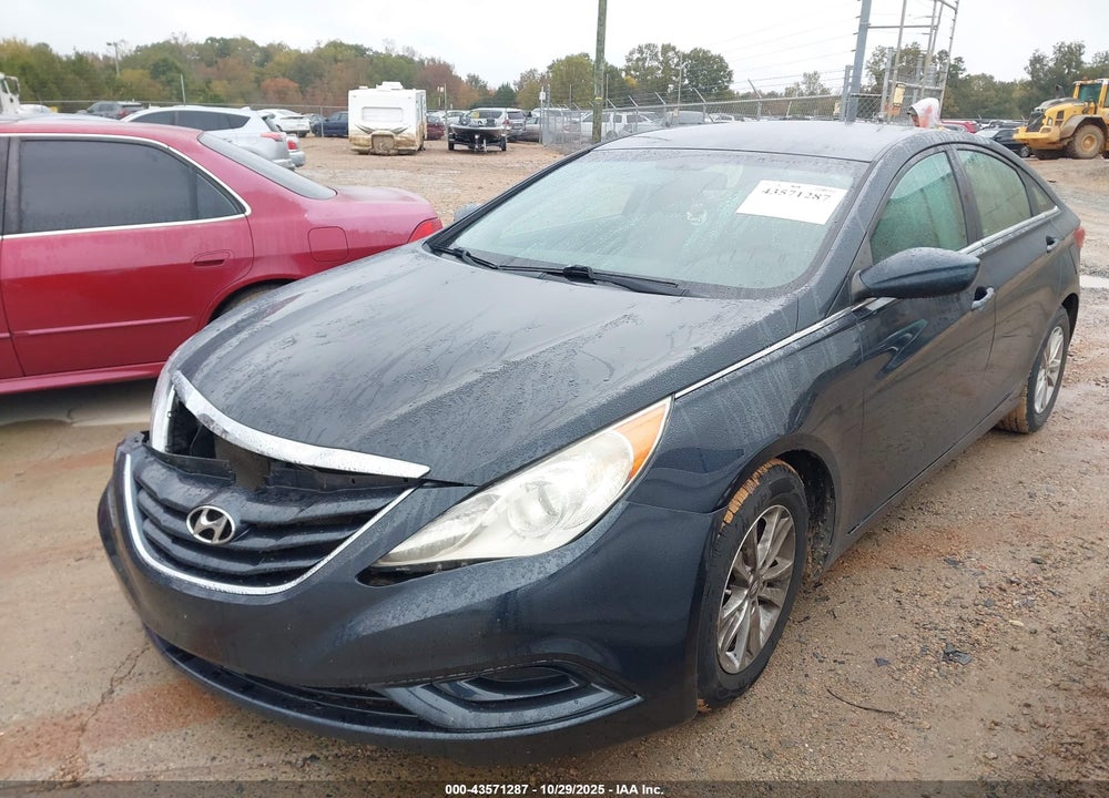 2011 HYUNDAI SONATA VIN: 5NPEB4AC9BH074913