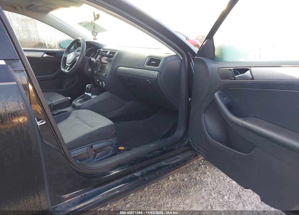 2017 VOLKSWAGEN JETTA VIN: 3VW2B7AJ2HM278259